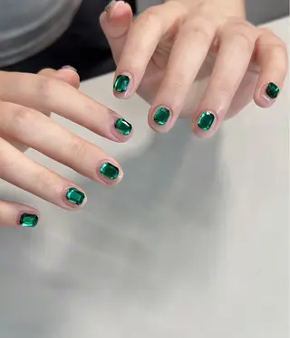 ネイル M daisyのネイルデザイン