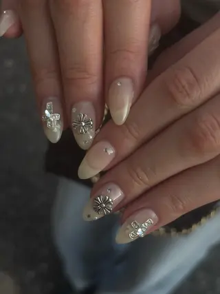 ネイル Schon🫧 yuna🫧のネイルデザイン