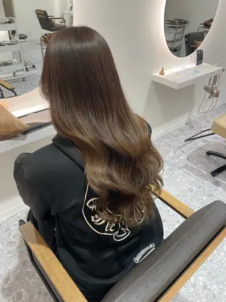 ロング カラー オカベ カレン💜のヘアスタイル