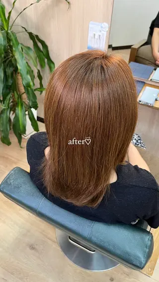 セミロング カラー MAHIRU🤍 艶髪・ストレート🫧のヘアスタイル