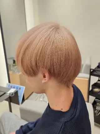 カラー ショート 💜艶髪カラー💜 🎶富川美希🎶のヘアスタイル