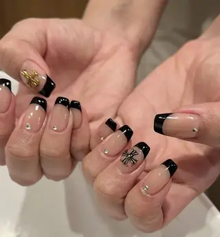 ネイル Queens ひなのネイルデザイン