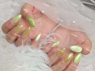 ネイル 🌻 Momoko_のネイルデザイン