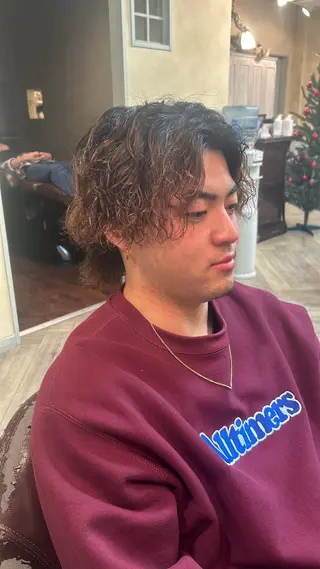 パーマ メンズ アオバ / ハイトーンカラーのヘアスタイル