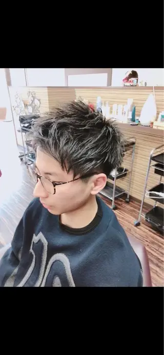 ショート メンズ ze sealのヘアスタイル