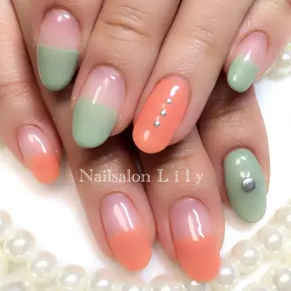 ネイル Lily*nail 🌻Mii🌻のネイルデザイン