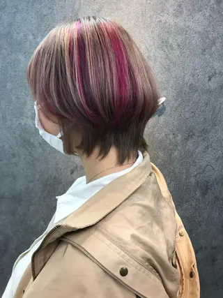 カラー Noyヨシモト ヒロトのヘアスタイル