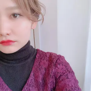 ミディアム 顔周りの垢抜けヘア 立山愛梨のヘアスタイル