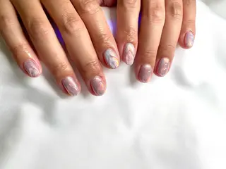 ネイル Latour onagiのネイルデザイン