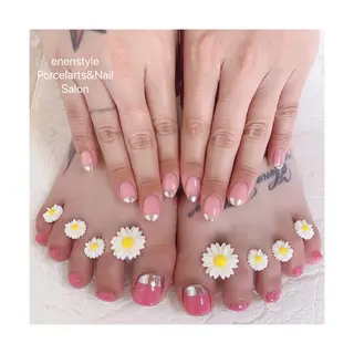 ミディアム ネイル 👑enen style👑のネイルデザイン