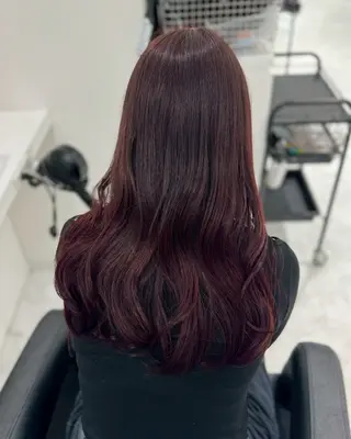 ロング カラー 岩元 心優のヘアスタイル