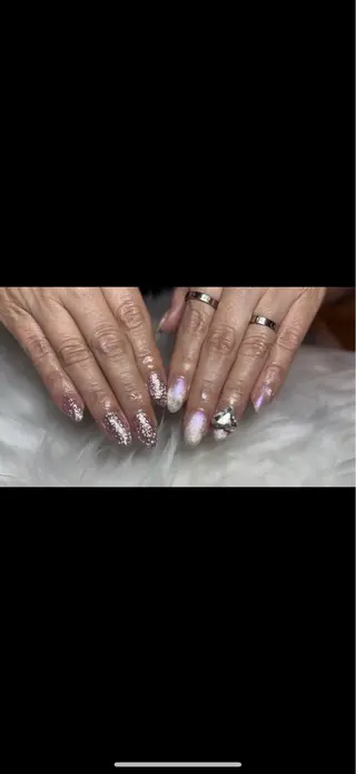 セミロング shandy nailのネイルデザイン