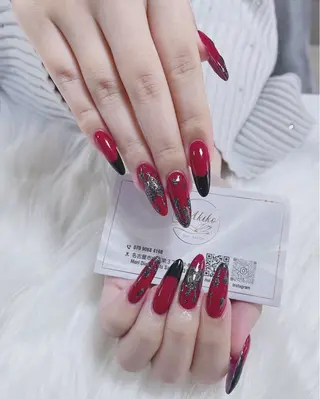 ネイル AKIKO ネイルサロンのネイルデザイン