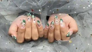 ネイル 石井 みなみのネイルデザイン