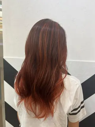カラー 吉野 瑳桜のヘアスタイル
