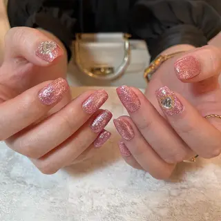 ネイル Ami 🦥のネイルデザイン