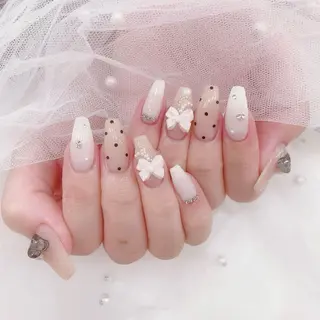 カラー AIN Nailのネイルデザイン