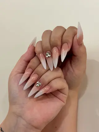 ネイル Fam-er博多店所属・ヒラユ マリアのネイルデザイン