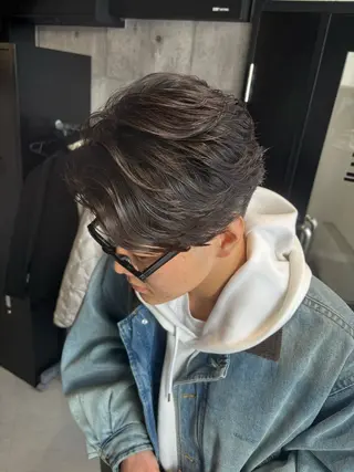 パーマ メンズ _WHITE / KENTOのヘアスタイル