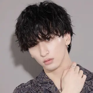 ショート パーマ メンズ 稲村侑斗ダウンパーマ メンズパーマのヘアスタイル