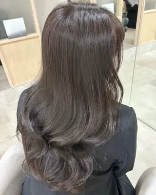 ロング 森山 真衣香のヘアスタイル