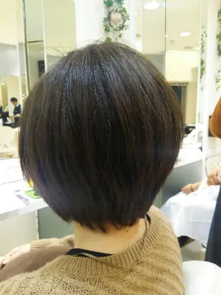 ショート カラー 🌈ぷる艶カラー🌈 髪質改善👑柳沼尚貴のヘアスタイル