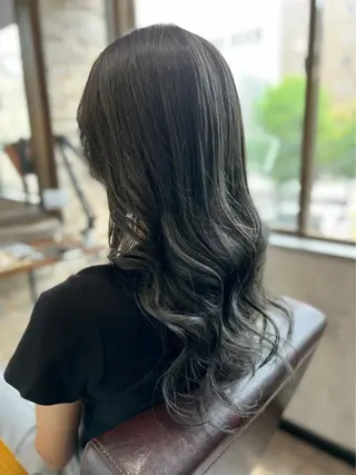 ロング カラー 松木 護裕のヘアスタイル