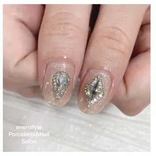 ミディアム ネイル 👑enen style👑のネイルデザイン