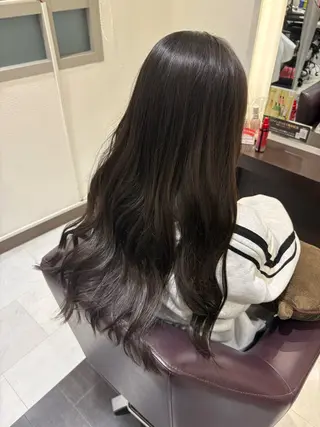 ロング 藤原 智恵のヘアスタイル