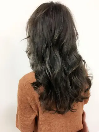セミロング カラー Beach 代表 KENTAのヘアスタイル