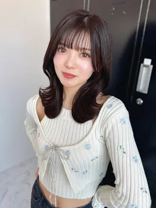 ミディアム カラー トレンド×デザイン DEAN岡崎店のヘアスタイル