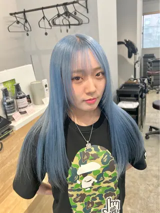 ロング カラー ブリーチ毛の縮毛矯正 ハイトーン/岡本智樹のヘアスタイル