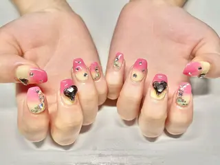 ネイル FILL nail SHIORIのネイルデザイン