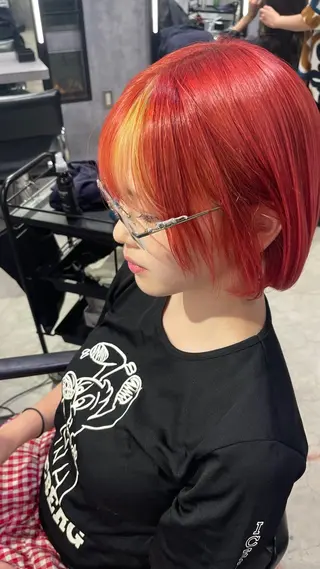 ショート カラー JOHO 【24時間OK】のヘアスタイル