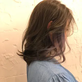 セミロング カラー ORIKA 美容室のヘアスタイル