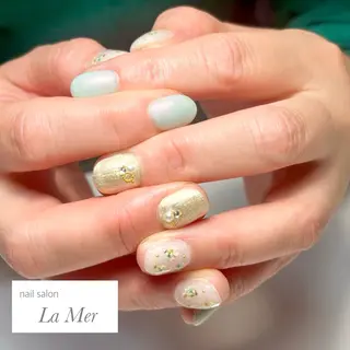 ネイル nailsalon La Merのネイルデザイン