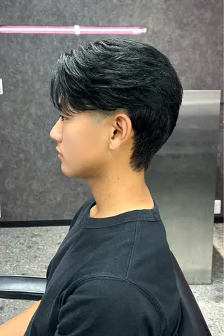 ショート カラー メンズ メンズスタイリスト 前田雄輝のヘアスタイル