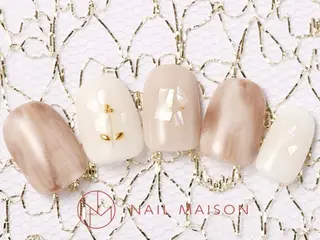 ネイル T RIRIKAのネイルデザイン