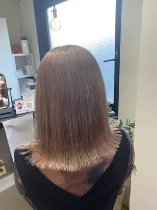 ミディアム カラー 三戸 修平のヘアスタイル