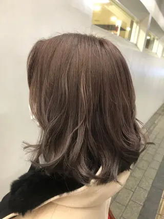 ショート カラー 東條 克義のヘアスタイル