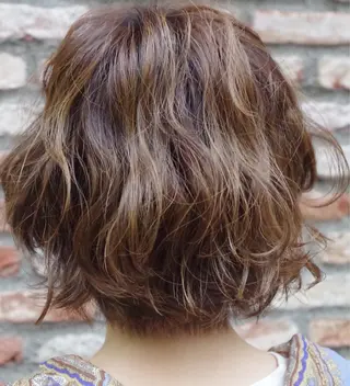 ショート ミディアム カラー パーマ 🟦髪質改善6年 💊YAMAMOTOのヘアスタイル