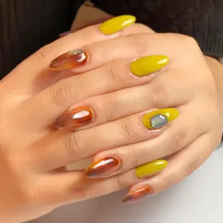 ネイル S. JEWELのネイルデザイン