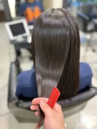 ロング 鈴木 未夢のヘアスタイル