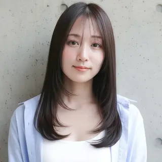 セミロング ハッシュカット 田窪珠妃のヘアスタイル