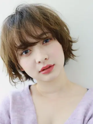 ショート アンブレラカラー💫 フェイスフレーミングのヘアスタイル