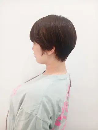 ショート 齋藤 愛美のヘアスタイル