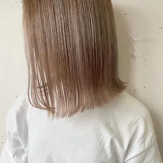ミディアム 顔周りの垢抜けヘア 立山愛梨のヘアスタイル