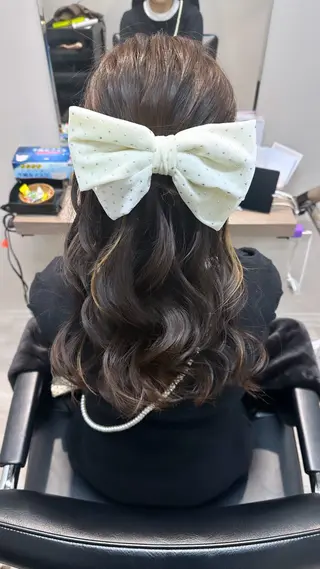 ヘアアレンジ 鈴村緋女/ヘアセット /耳ツボジュエリーのヘアスタイル