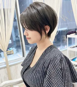 ショート 小野 明日香のヘアスタイル