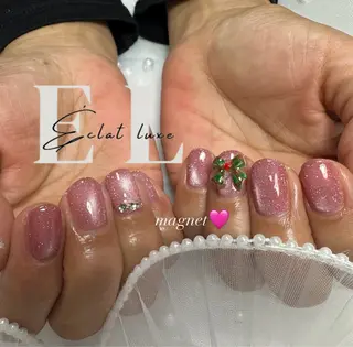 ネイル 倉石 百恵のネイルデザイン